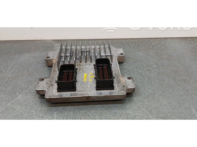 Блок управления двигателя 12639891   Opel Meriva B