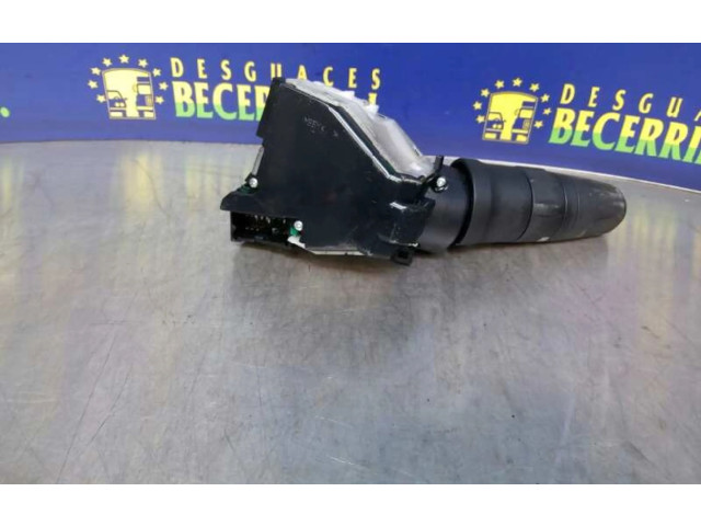 Ручка стеклоочистителей Nissan Tiida C11