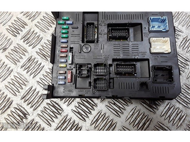 Блок предохранителей 9660105980 Citroen C4 I