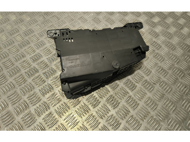 Дисплей 32233456 Volvo XC60