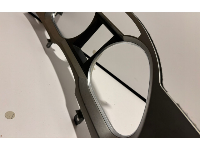 Блок предохранителей  1231   Audi A6 S6 C6 4F    