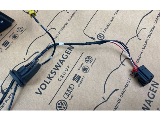 Зеркало электрическое Volkswagen Caddy 2020 - года