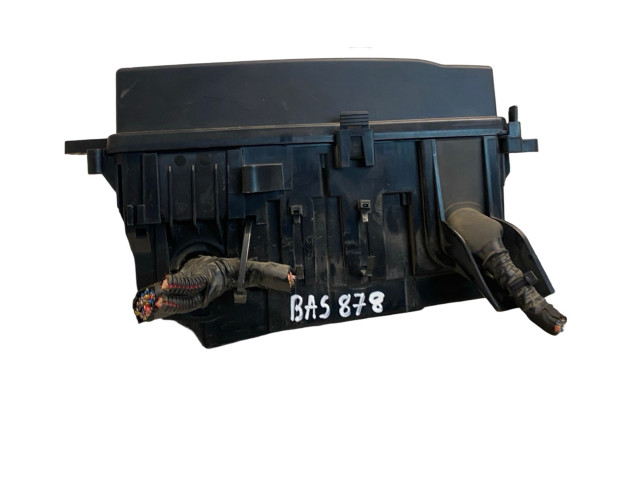 Блок предохранителей  100133197, 31499017   Volvo XC90    