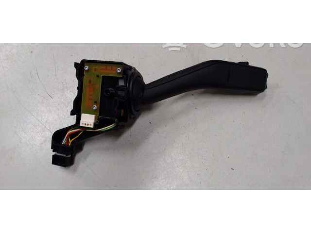 Ручка поворотов/ фонарей 1K0953513F9B9, 9535131K0F9B9 Skoda Octavia Mk2 (1Z)