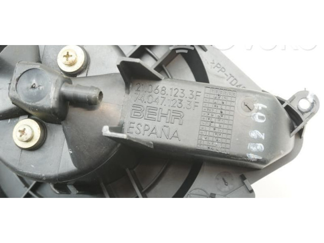 Вентилятор печки 00006441J6 Citroen Xsara