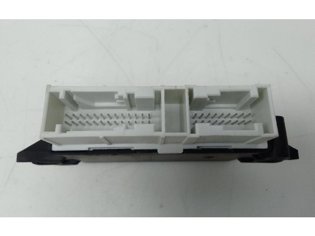 Блок управления 9836031080   Opel Combo E