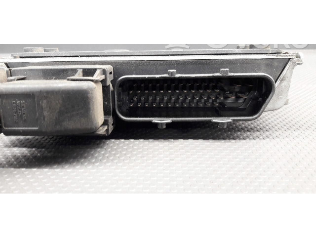 Блок управления двигателем Блок управления NNN100743 Rover 25