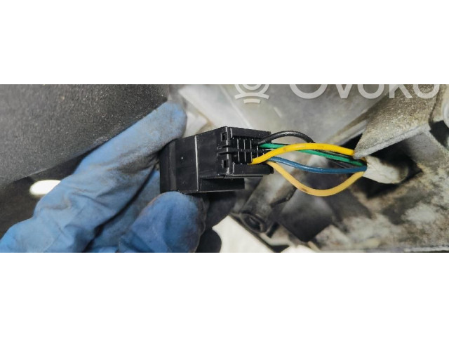 Зеркало электрическое        SsangYong Kyron   -  года   