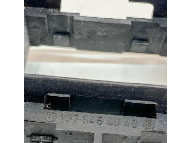 Pojistková skříňka A1075454940, A0015420219 Mercedes-Benz SL R107 1987