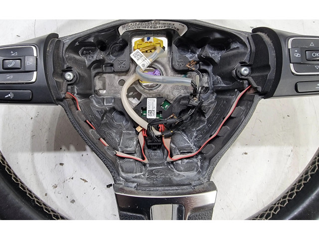 Руль Volkswagen Jetta VI 2011 - 2018 года 5C0419091AK, TPD0170000414