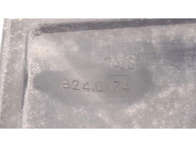 Вентилятор радиатора 8240174 Mitsubishi Carisma 1.8