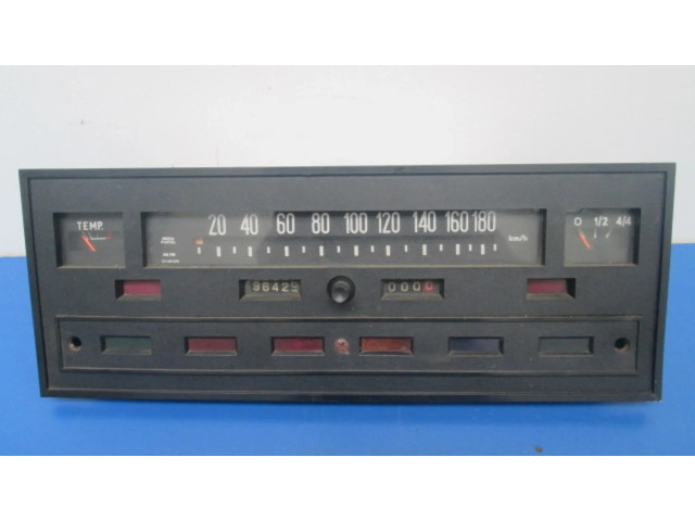 Přístrojová deska Fiat 125p 1985