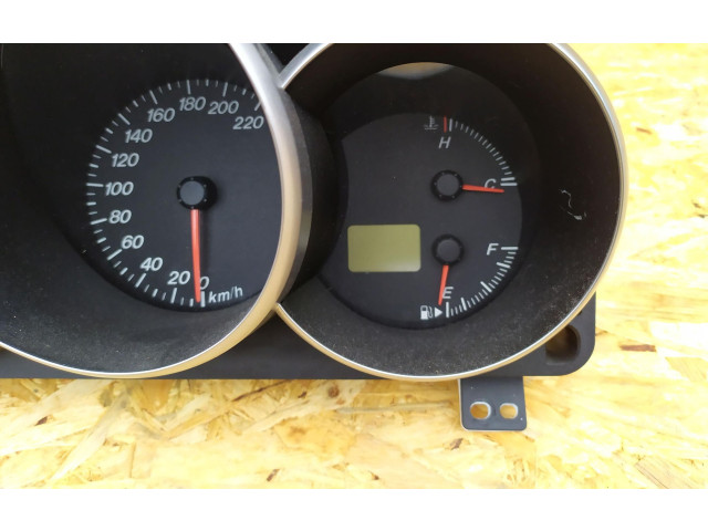 Панель приборов    Mazda 3       