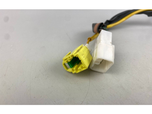 Подрулевой шлейф SRS Subaru Forester SG