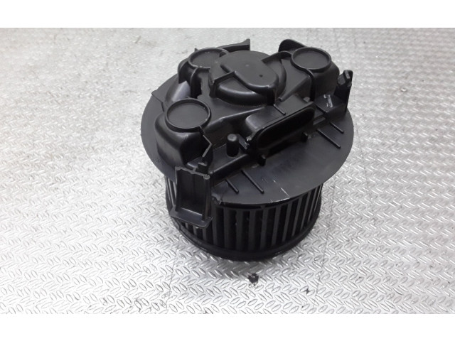 Вентилятор печки       Renault Clio III