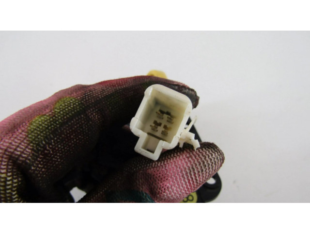 Включатель надувной подушки для пассажира