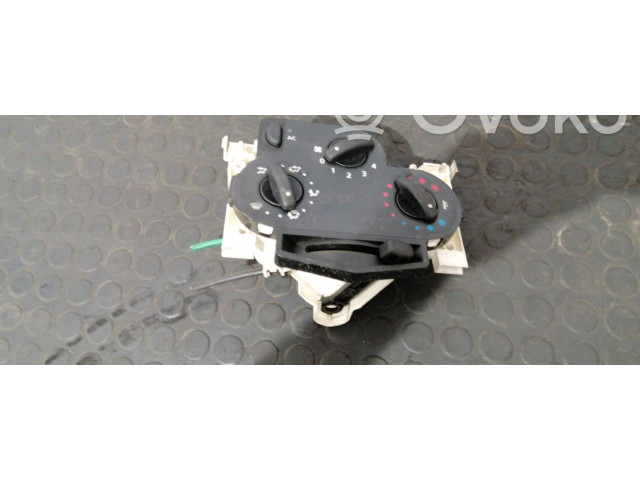 Блок управления климат-контролем    Dacia Logan I