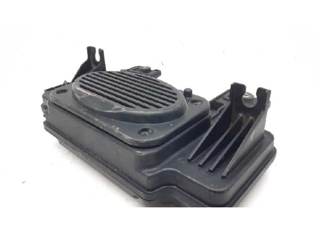 Громкоговоритель в панели