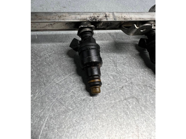 Топливная рампа 06A133681B, 06A133681B   Audi A3 S3 8L  