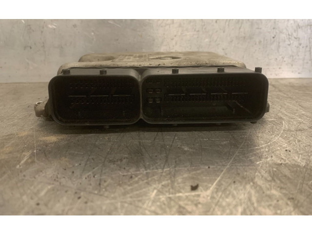 Блок управления двигателя 55266282, 55266282   Opel Combo D