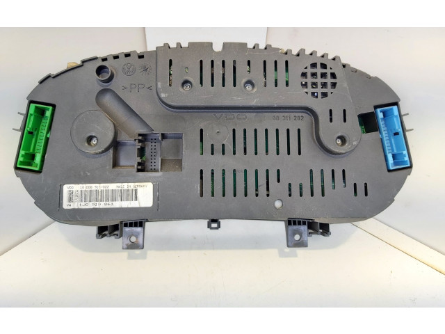 Панель приборов 88311282 Volkswagen Golf IV