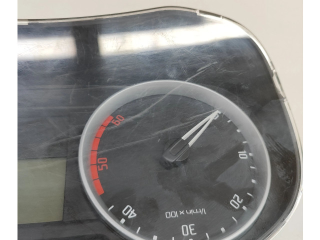 Přístrojová deska Opel Zafira C 2011 13308999