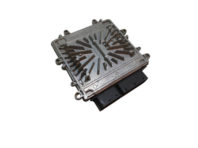 Блок управления двигателя 30785100AB, 0281012765   Volvo V70