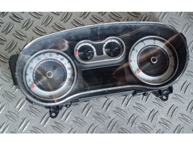Панель приборов 51913549, 260213   Fiat 500L       