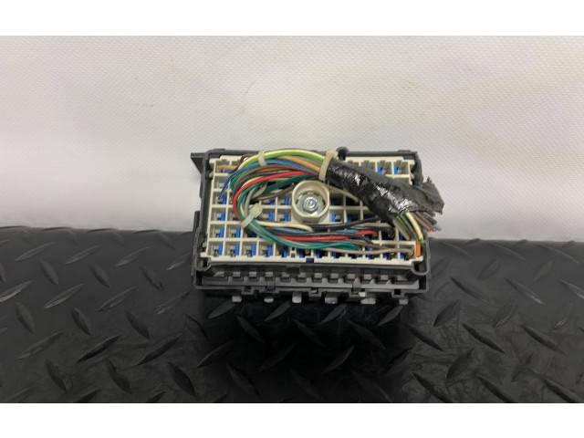   Pojistková skříňka 15319405-06   Chevrolet Silverado 2002