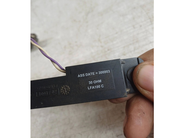 Ручка стеклоочистителей 8200125092, 118542001   Renault Scenic II -  Grand scenic II