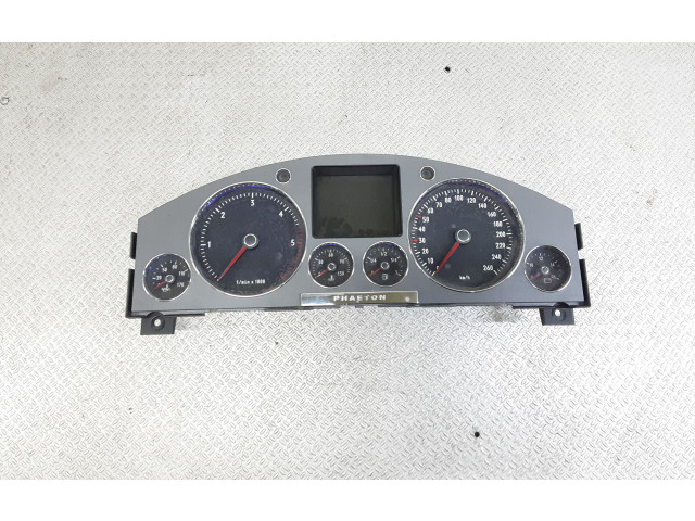 Панель приборов 3D0920882N   Volkswagen Phaeton       