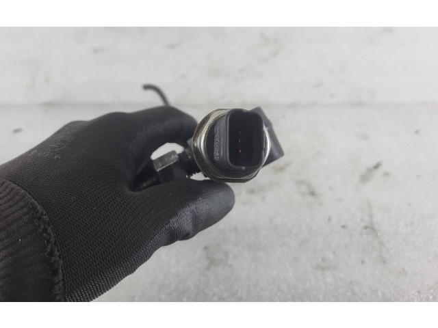 Топливная рампа 9654590, 651000072 Citroen C4 Grand Picasso