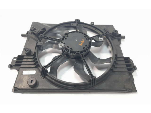 Вентилятор радиатора 214813070R Dacia Sandero III