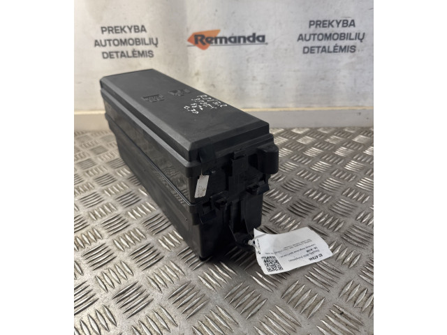 Pojistková skříňka 301047500, 301047500 Land Rover Range Rover Sport L320 2008