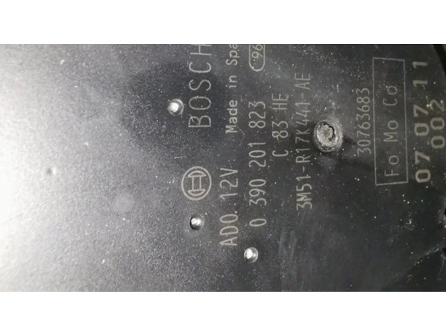 Двигатель стеклоочистителя заднего стекла