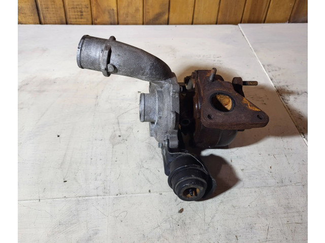 Turbodmychadlo Турбина 70863910, 256236 Nissan Primera