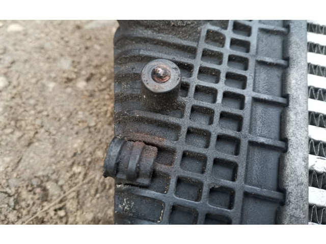 Интеркулер 1K0145803BN Skoda Octavia Mk2 (1Z)