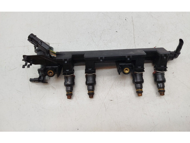 Топливная рампа 7700108667 Renault Clio II