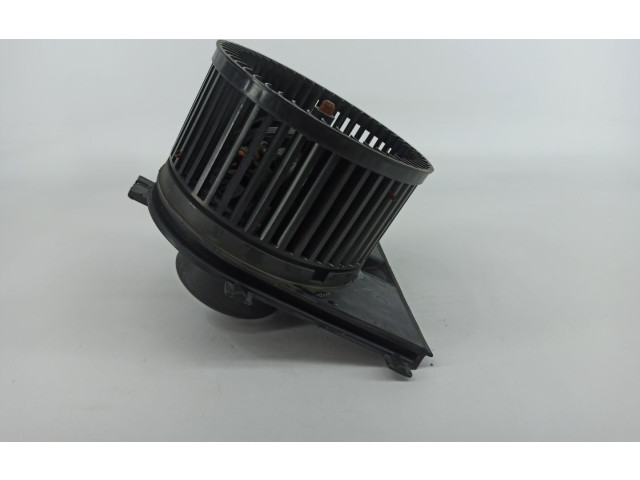 Вентилятор печки    1J1819021A   Audi A3 S3 8L