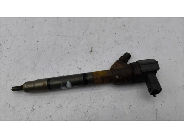 Vstřikovač 0445110320, 338002A900 Hyundai i30 pro naftový motor 1.6