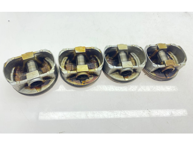 Píst 1111111111 Subaru Outback