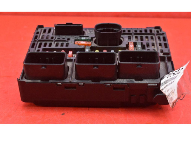 Блок предохранителей  9661682680, 9661682680   Audi A6 S6 C6 4F    