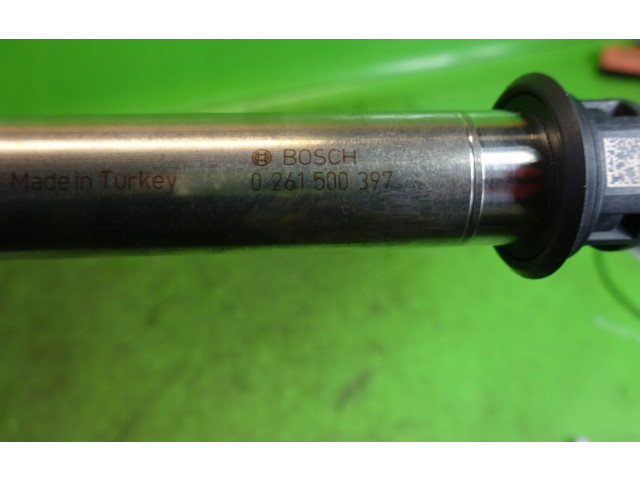 Vstřikovač A2460700187, 0261500397 Infiniti Q30 pro benzínový motor 2.0