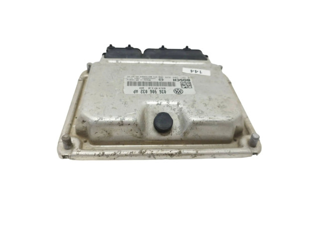 Блок управления двигателя 036906032AP, 0261208828 Skoda Octavia Mk2 (1Z)
