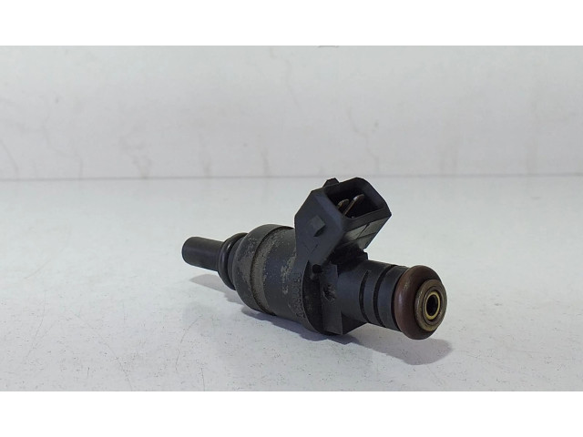 Форсунка 06A906031D, 70743    Audi A3 S3 8L  APG 