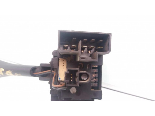 Ручка стеклоочистителей Nissan Vanette