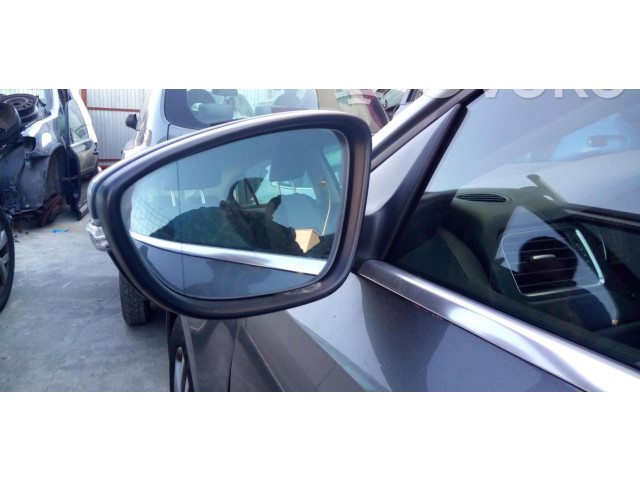 Зеркало электрическое        Volkswagen Jetta VI  2011 - 2018 года   