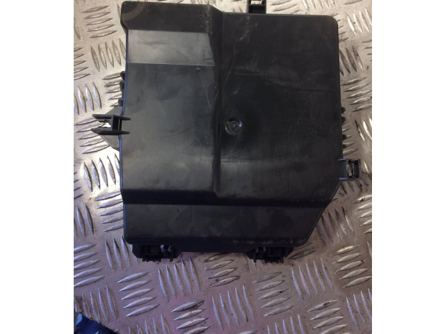 Píst 4E0937121, 4E0937587 Audi A8 S8 D3 4E