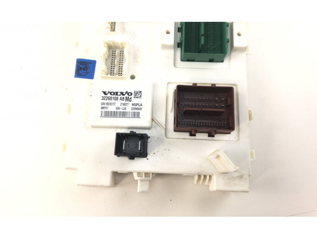 Блок предохранителей 36003252, 32268108 Volvo XC40