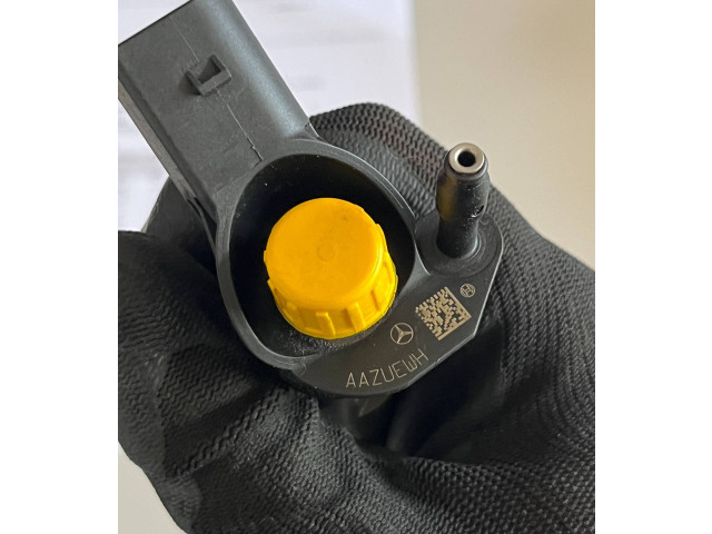 Форсунка A6420700587, 0445115027 Mercedes-Benz R W251